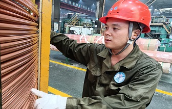 海亮蓝领图鉴 | 孙雷雷：潜心展宏图 妙手产精铜